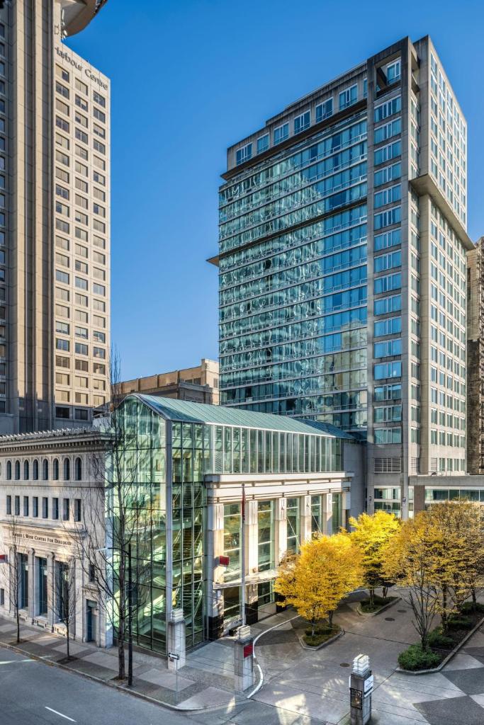 Delta Hotels by Marriott Vancouver Downtown Suites photo 2