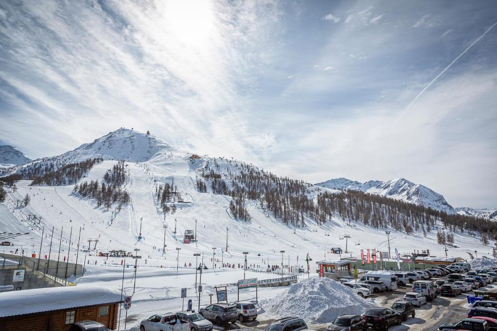 HOTIDAY Chalet Sestriere Vialattea photo 2