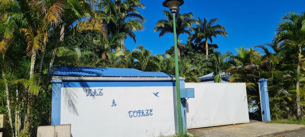 Gîte Kaz à Topaze, piscine, jardin tropical photo 3