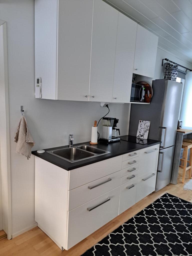 Modern apartment photo 4