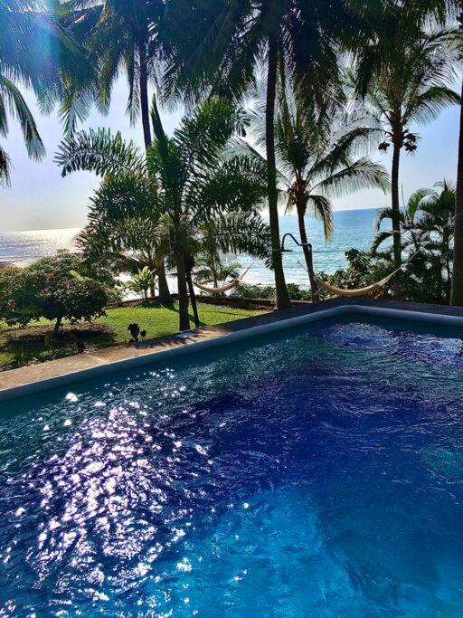 Casa Karina, Spectacular Ocean View Pool Oasis photo 3