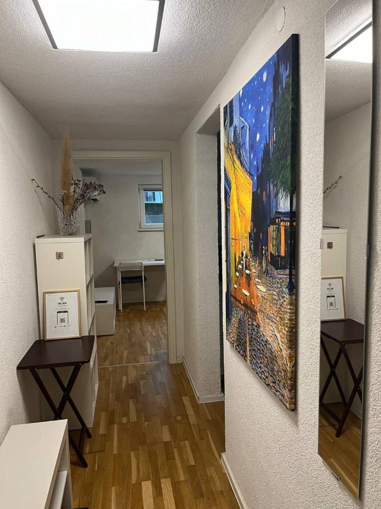 Modernes Studio mit separater Küche