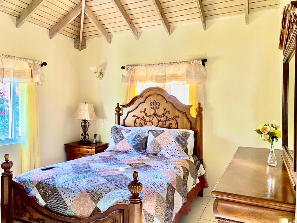 Casa Amarilla photo 2