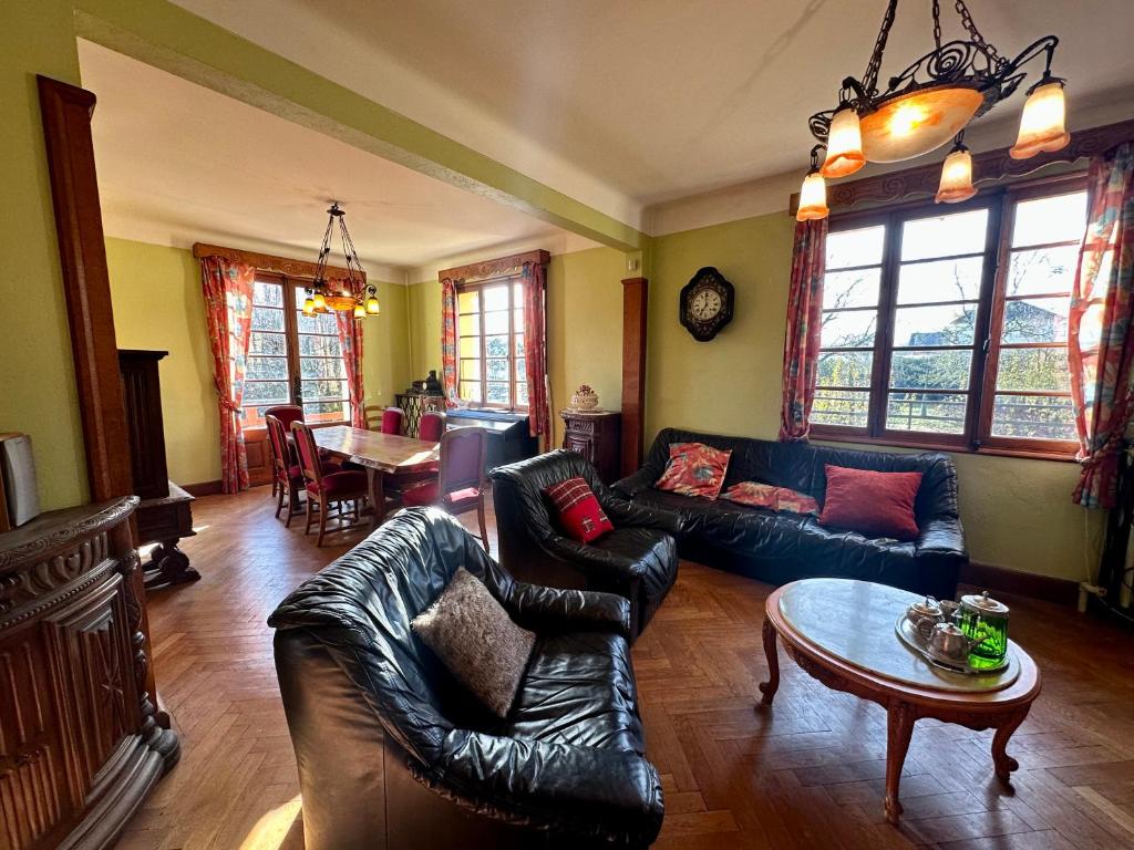 Chambre d’hôte à Yenne avec grand salon photo 1