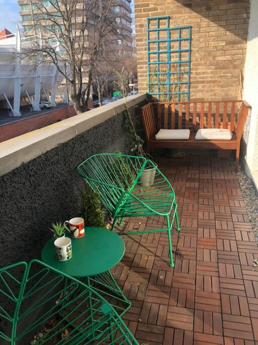 Apartment with balcony West Bridgford - Tap to explore photos