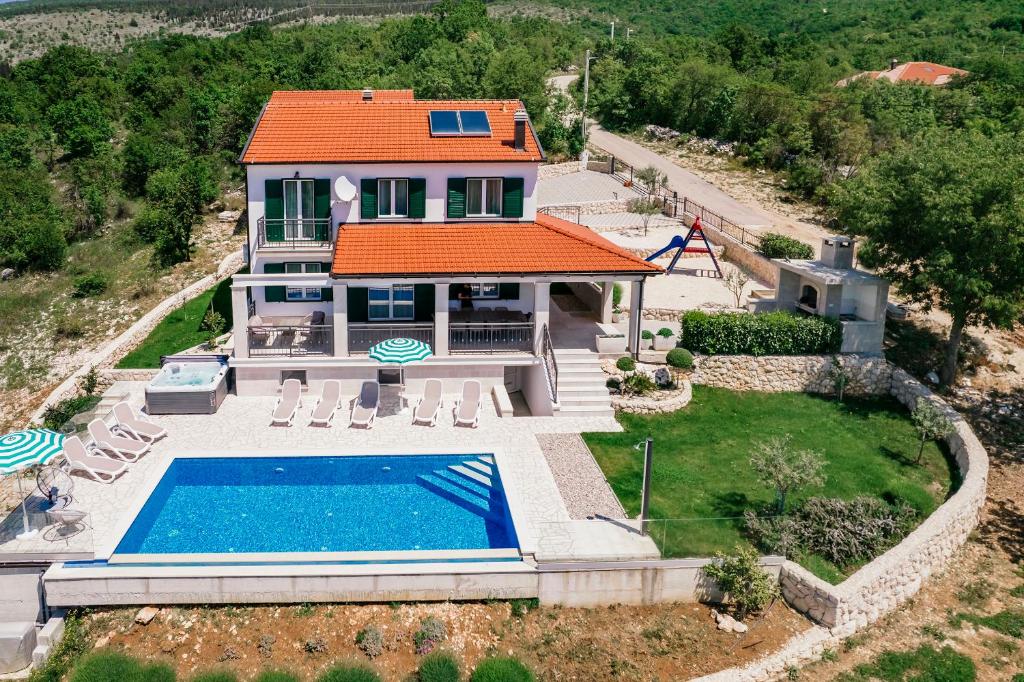 Villa InExcelsis