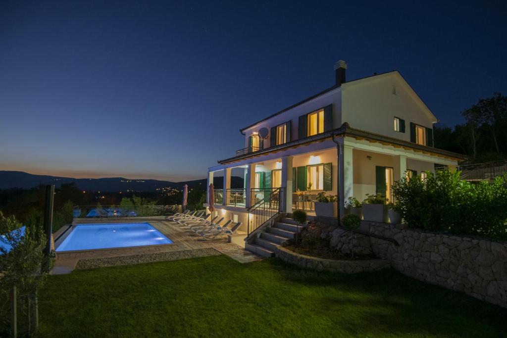 Villa InExcelsis photo 1