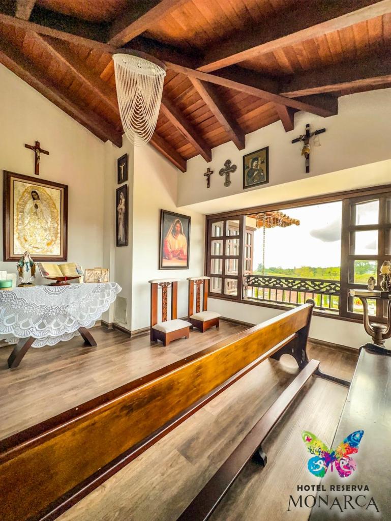 Hotel Reserva Monarca photo 3