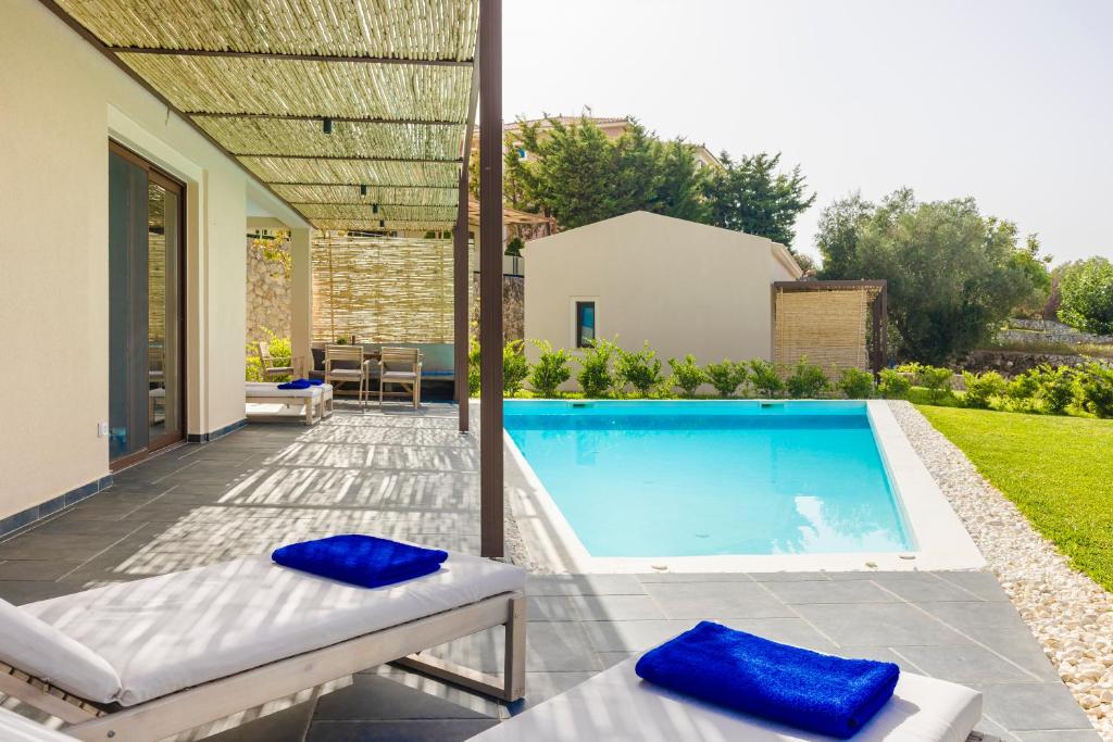 FRG Villas - Villa Volare photo 3