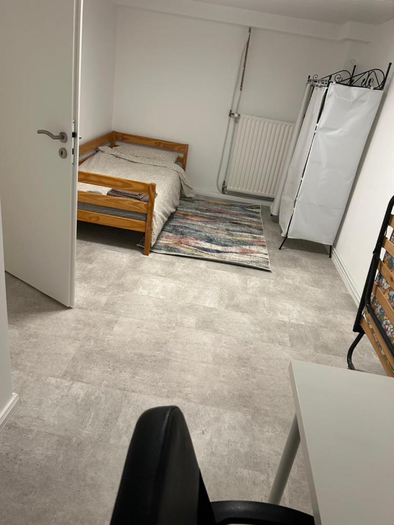 Souterrain Wohnung in der Nähe vom Düsseldorfer Flughafen photo 4