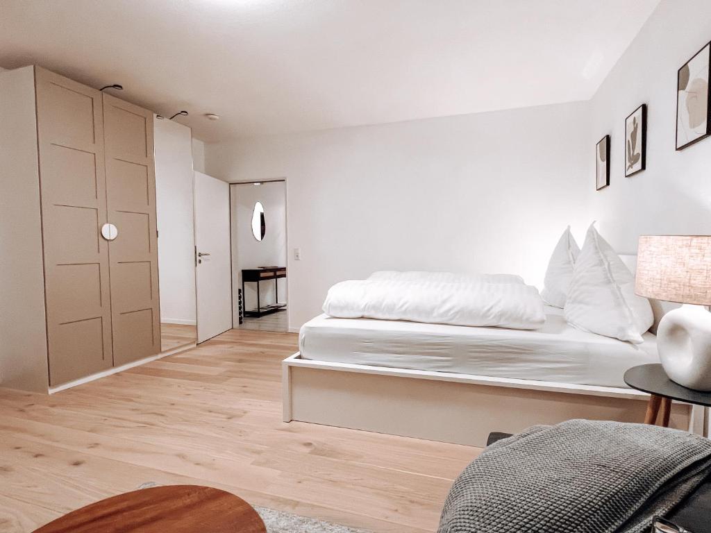 Neue, attraktive Wohlfühlwohnung mit traumhafter Aussicht photo 3