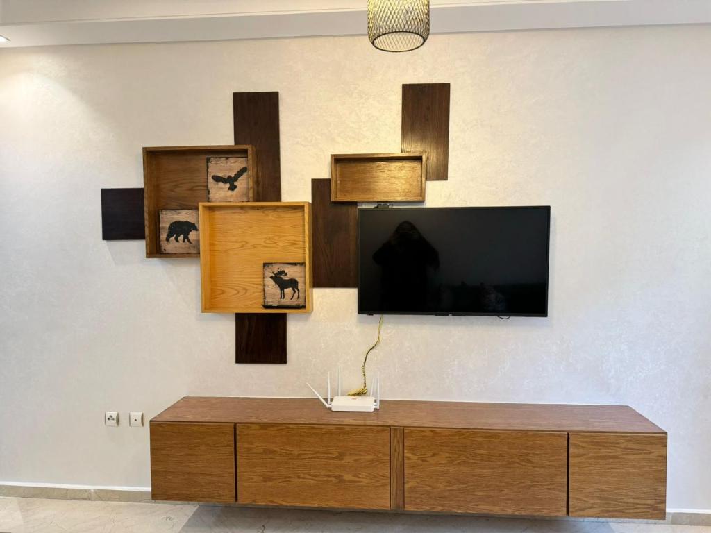 Studio cozy totalement refait avec toutes les commodités necessairessitué au parc de Mohammedia