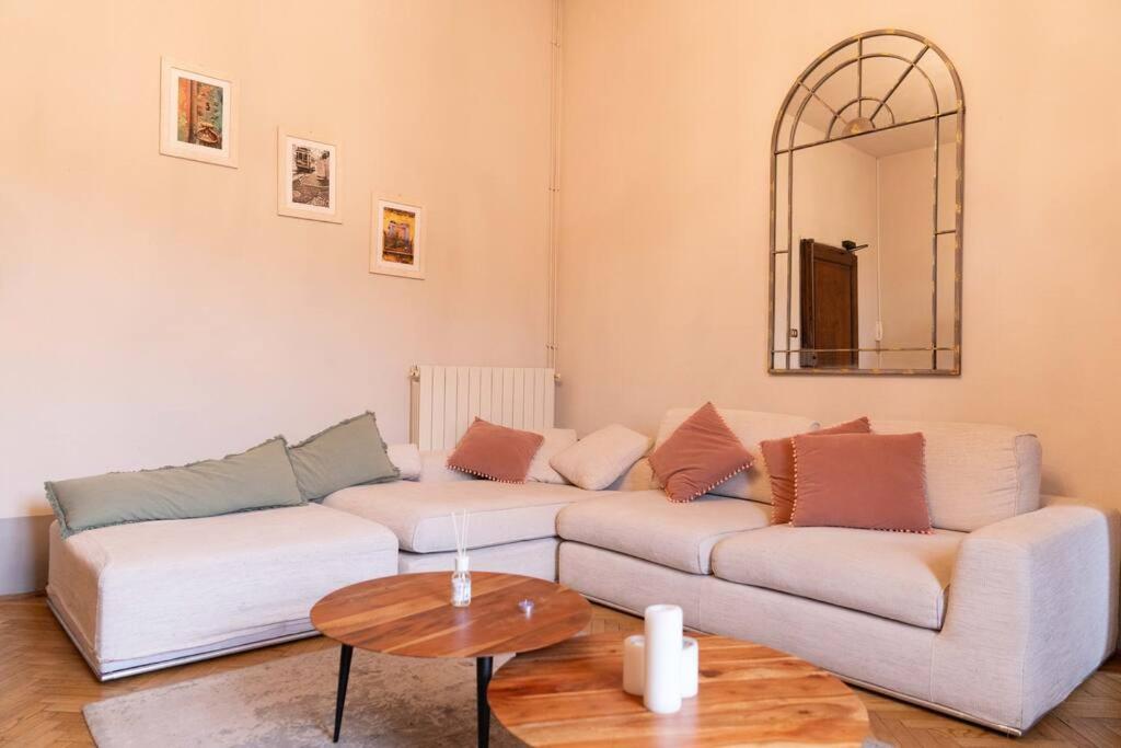 [Riverview Apt] Private Parking photo 3