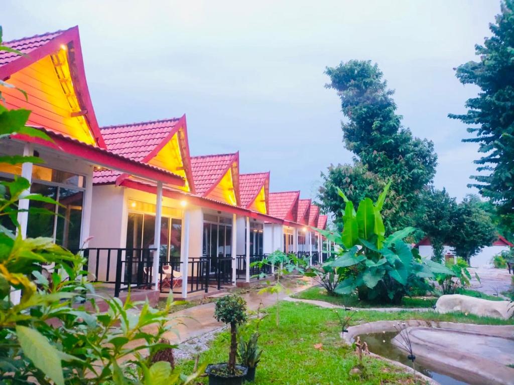 Jungle Paradise VangVieng - Bungalows photo 1