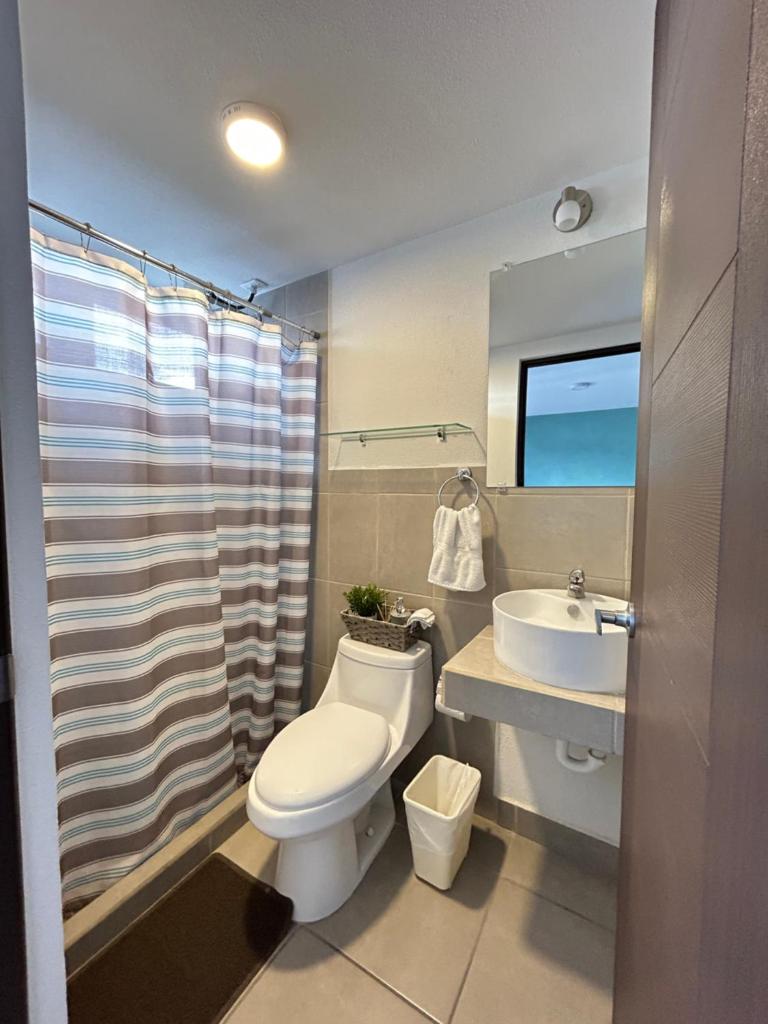 Exclusive Apartment, Calzada Roosevelt photo 3