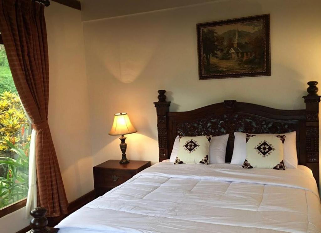 The Joglo Villa photo 2