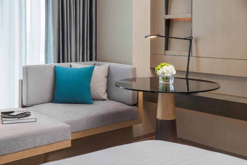 Courtyard by Marriott Shenzhen Bao'an photo 1