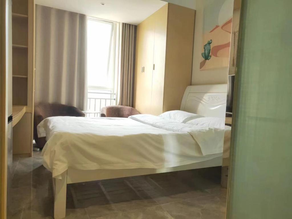 Yangzhou Xianyun Apartment