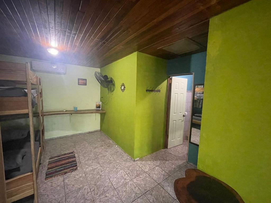 Avellanas Surf Hostel photo 2
