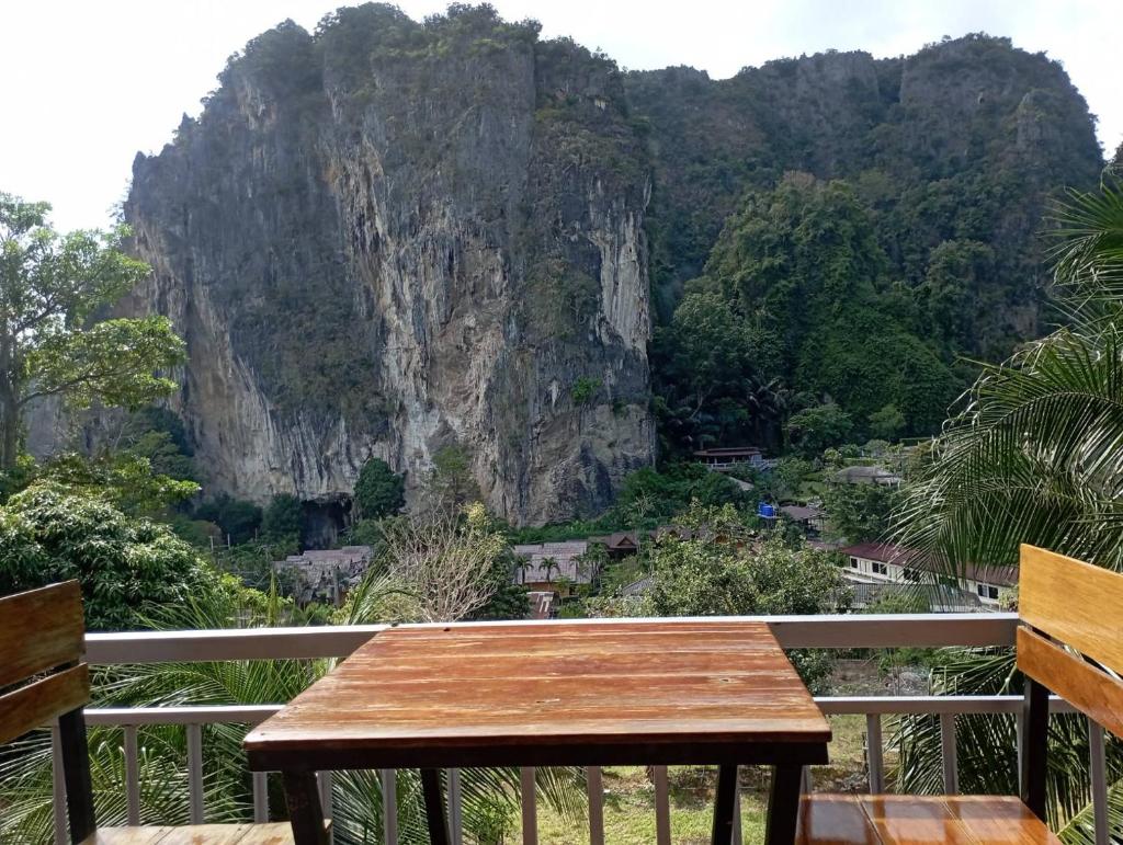 Railay Hilltop photo 1