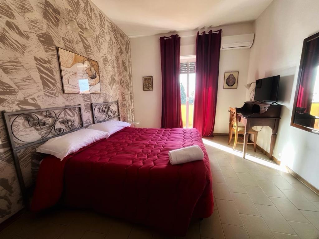 Ares Hotel photo 2