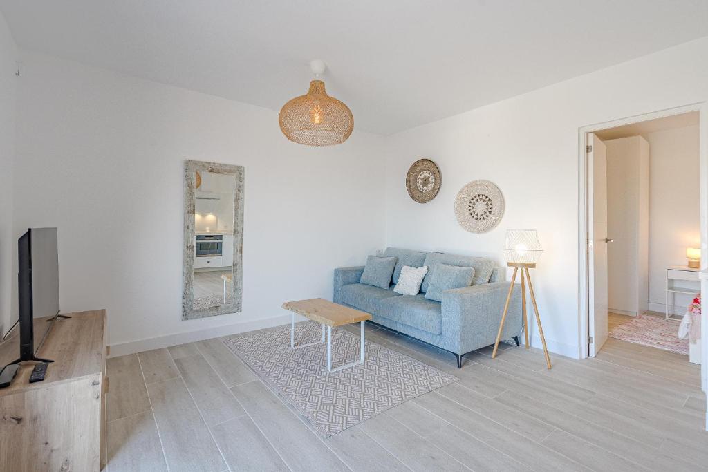 Sea View House Pride & Joy - Adults Only - Tap to explore photos