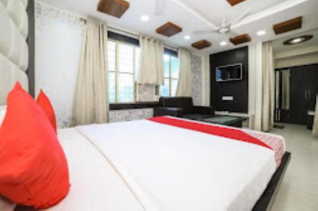 HOTEL VEER BHUMI PALACE Jhansi photo 4
