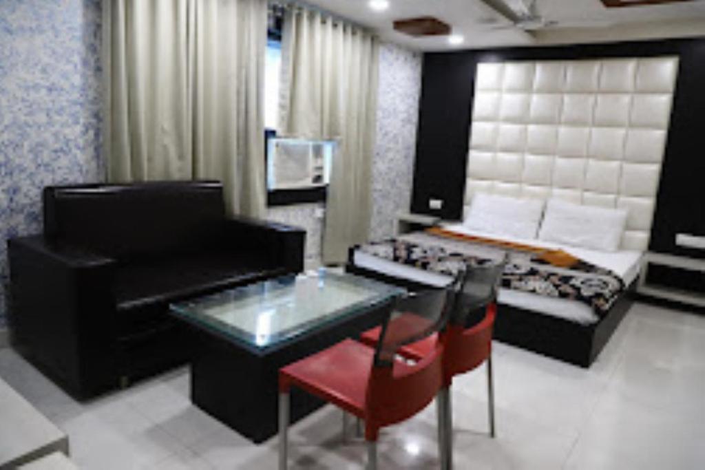 HOTEL VEER BHUMI PALACE Jhansi photo 2
