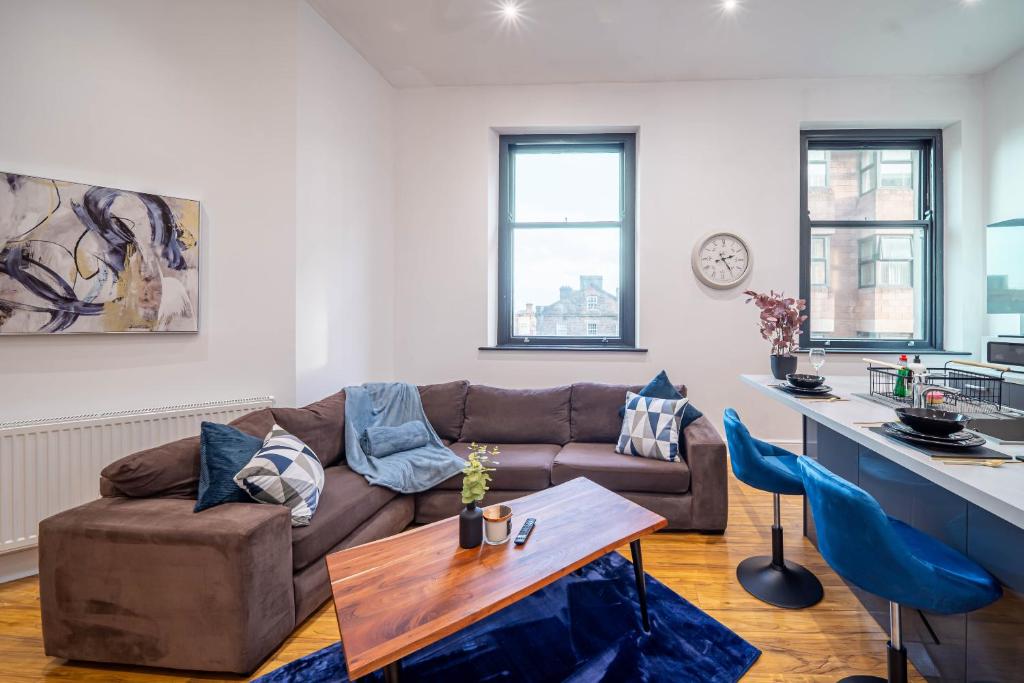 Bv Living Modern 2-Bedroom Apartment in the Heart of Barnsley photo 4