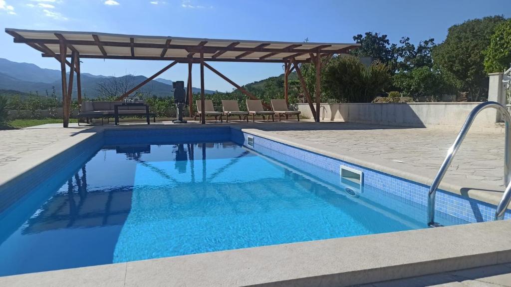 Holiday House Mila photo 3