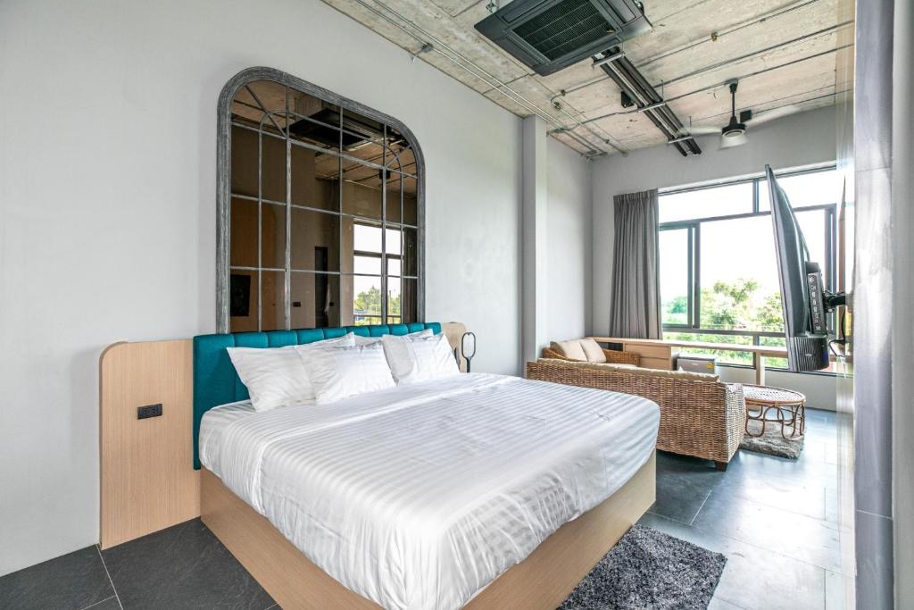 Chainam-Charmchuree residences cafe and spa photo 2