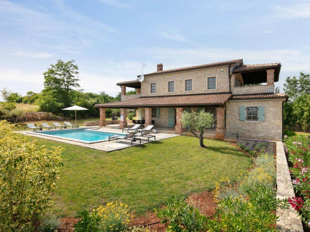 Villa Calluna by Interhome