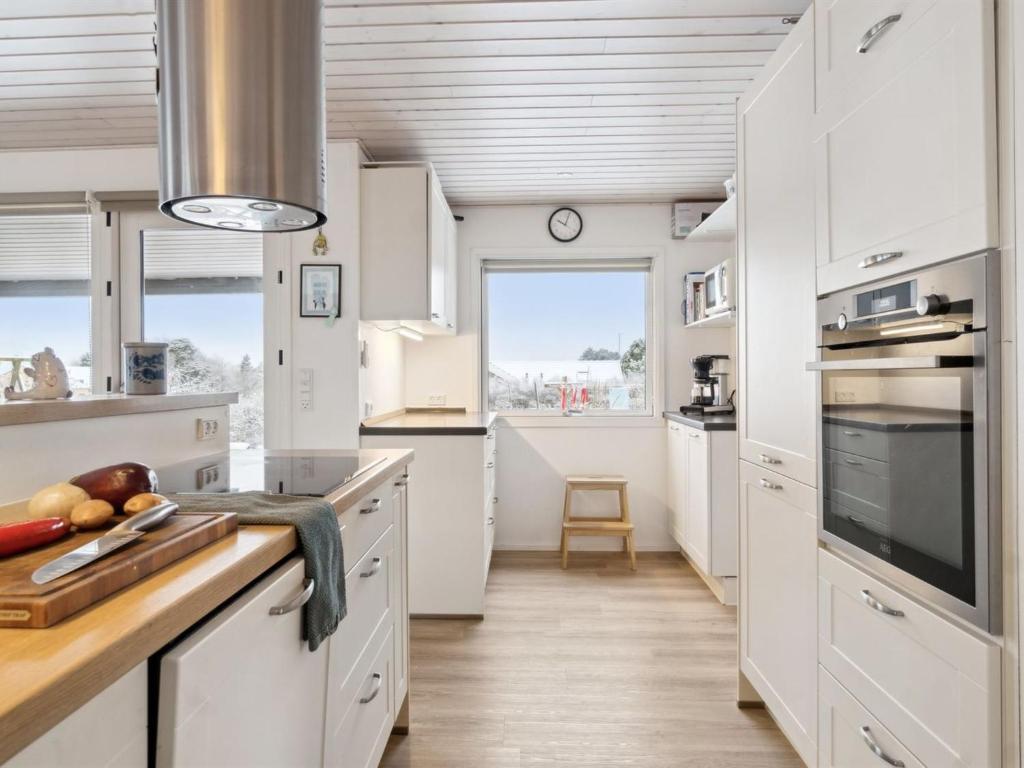 Holiday Home Oskari - 175m from the sea in Sealand by Interhome photo 3