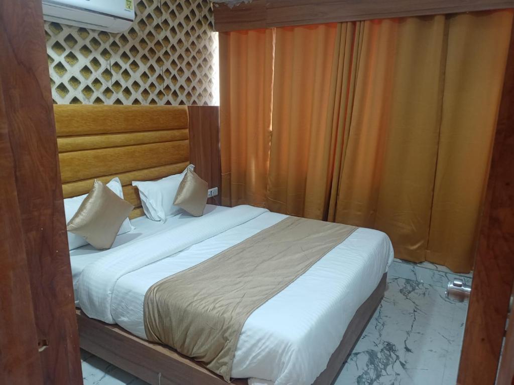 Hotel new views photo 2