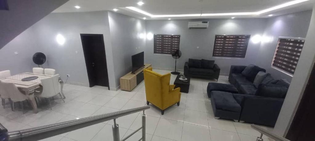 Ensuite Rooms @Lekki holiday shortlet photo 3