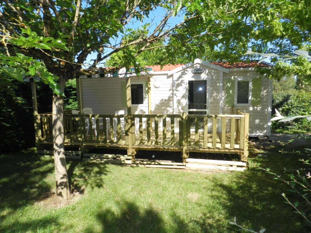 camping Le Clos de la Lère photo 2