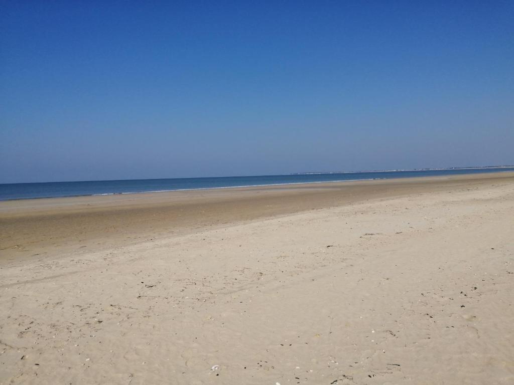 Dormez au coeur du village entre plage et polder photo 1