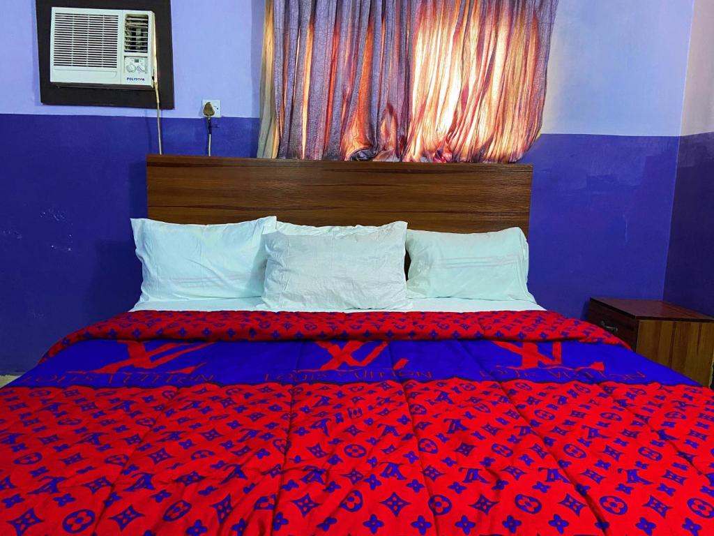 Suofega Hotel and Suites photo 2