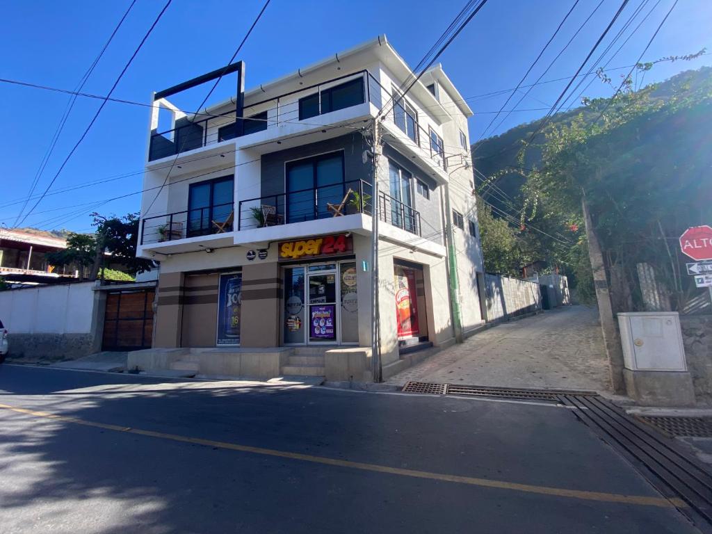 Lahos Apartament's photo 1