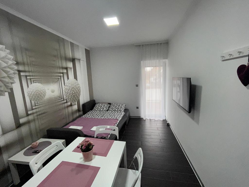 Sweet Home Apartman photo 3