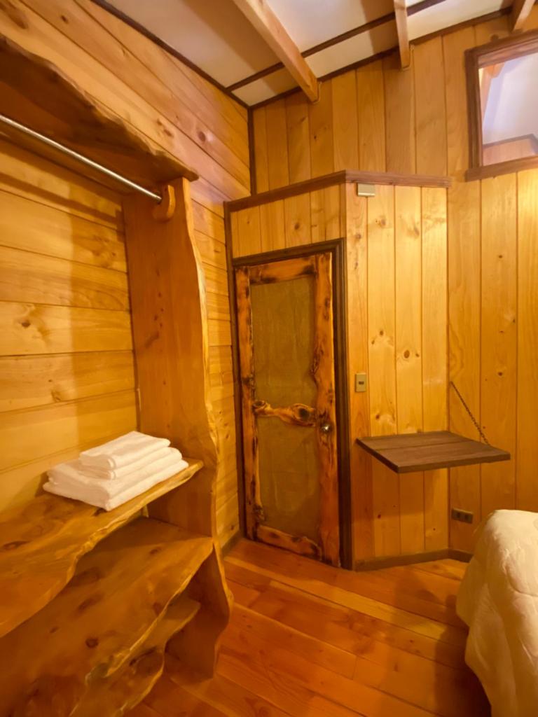 Hostal El Durmiente a 5 minutos del centro de Panguipulli photo 3