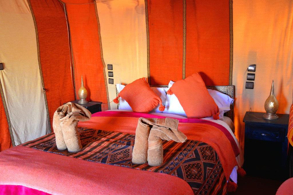 Merzouga wild luxury camp photo 4