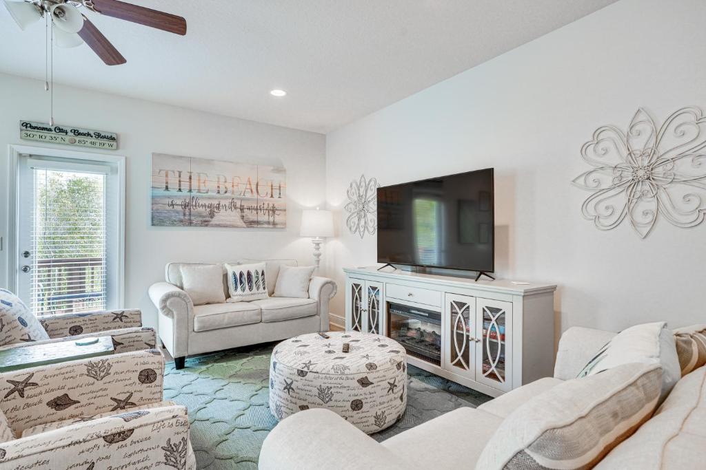 Panama City Beach Townhome with Pool Access photo 3