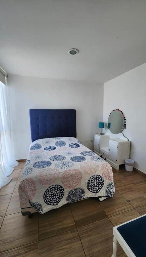 DEPARTAMENTO FLORESTA photo 1