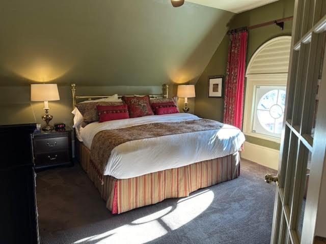 The Woodview Inn photo 3