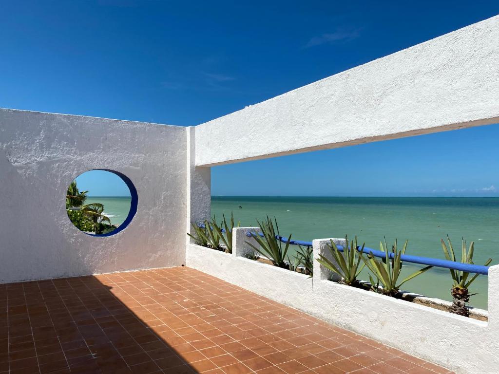 Don Lalo, family villa with sandy beach at your feet. photo 4