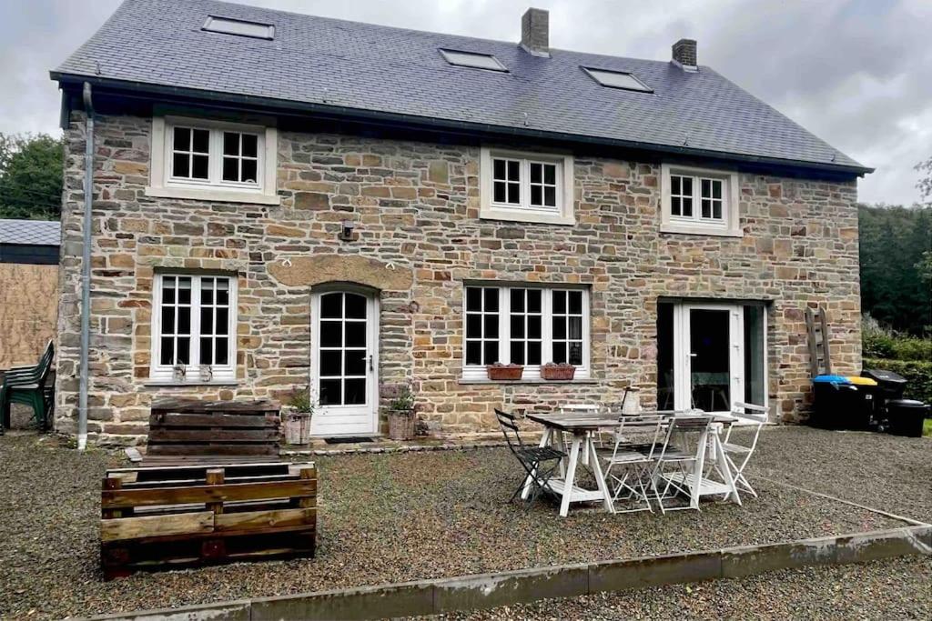 Maison en pierre, chaleureuse, avec étang photo 4
