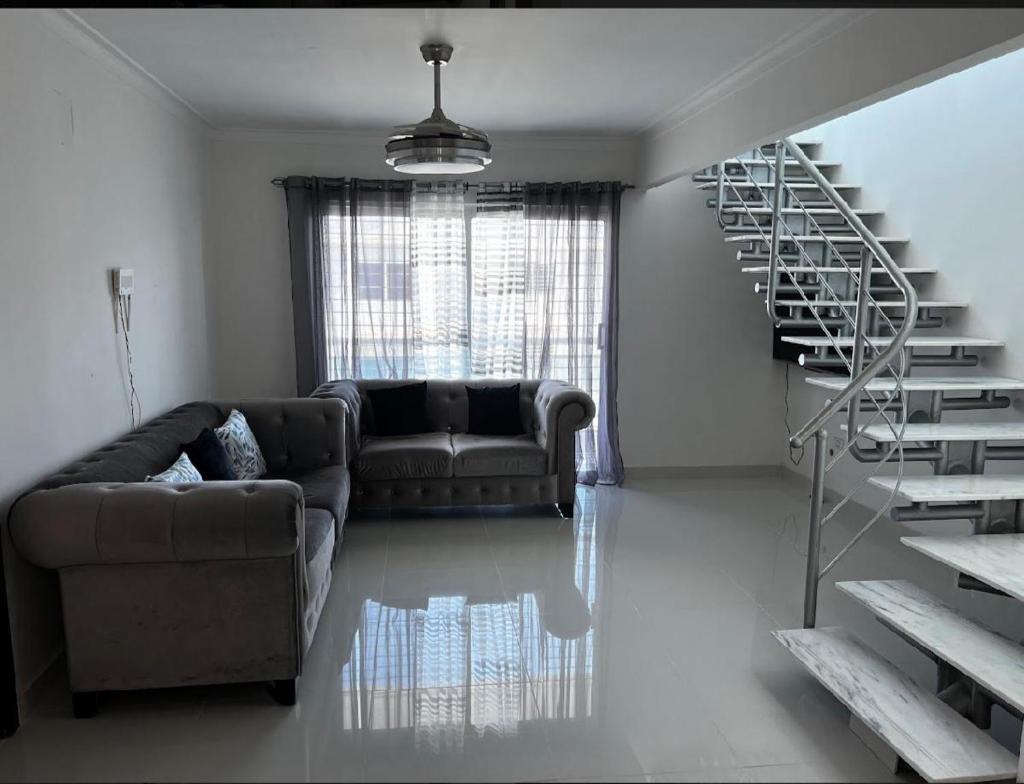Apartment near the aiport 24/7 security photo 2