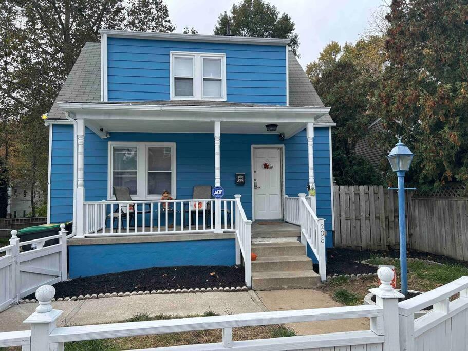 Comfortable Two-bedroom home image