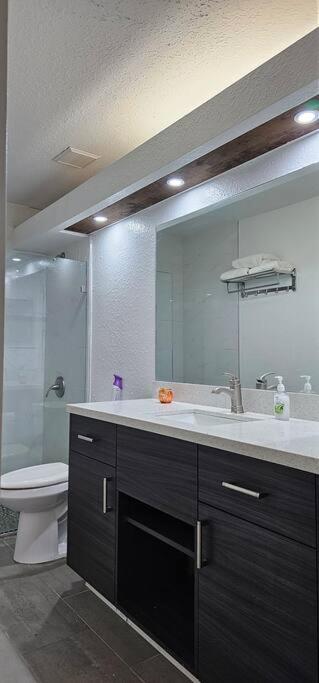 Tranquil Oasis Retreat in Golden Gate Estates photo 1